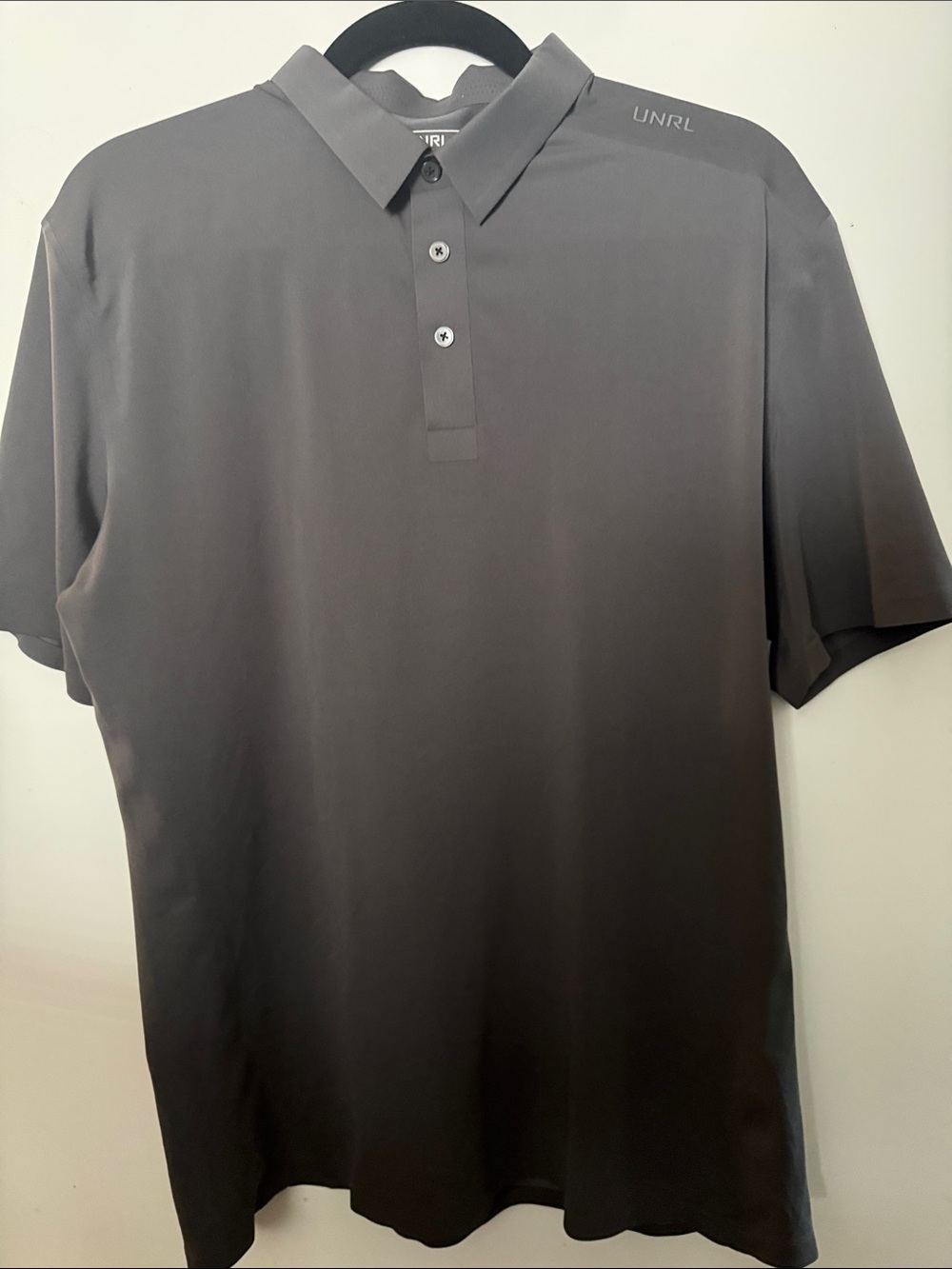 UNRL-Men's Gray Performance Polo Shirt